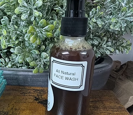 Skincare manufacturer Florida producing natural, high-quality beauty products with safe and effective ingredients.